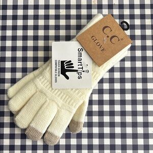 C.C ivory Touchscreen Gloves